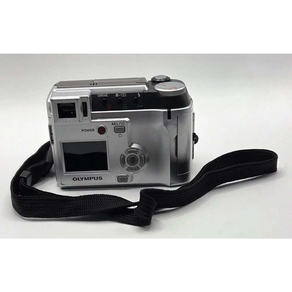Olympus Camedia C-700 Ultra Zoom Vintage Digital Camera Bundle W/ Bag Lenses CCD